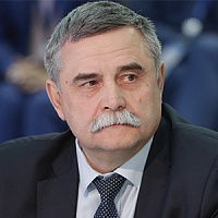 /upload/resize_cache/iblock/eb7/5oepvdmqv8fqy6p8nd5m8u59i7bk4qr4/200_200_0/_0019_Владимир Чепец.jpg